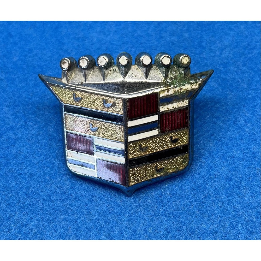 Vintage Cadillac Emblem Crest Badge Ornament